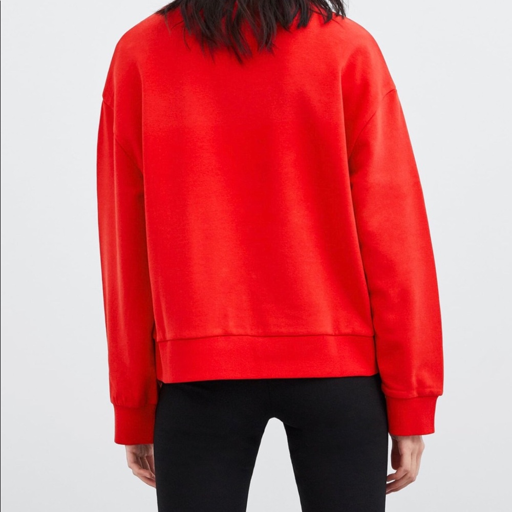 Red Graphic Top - Picture 3 of 6